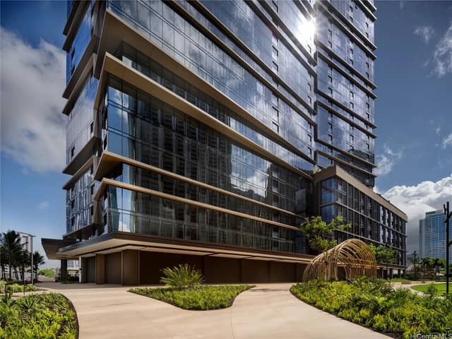 1 Bath Condo in Honolulu — photo 10